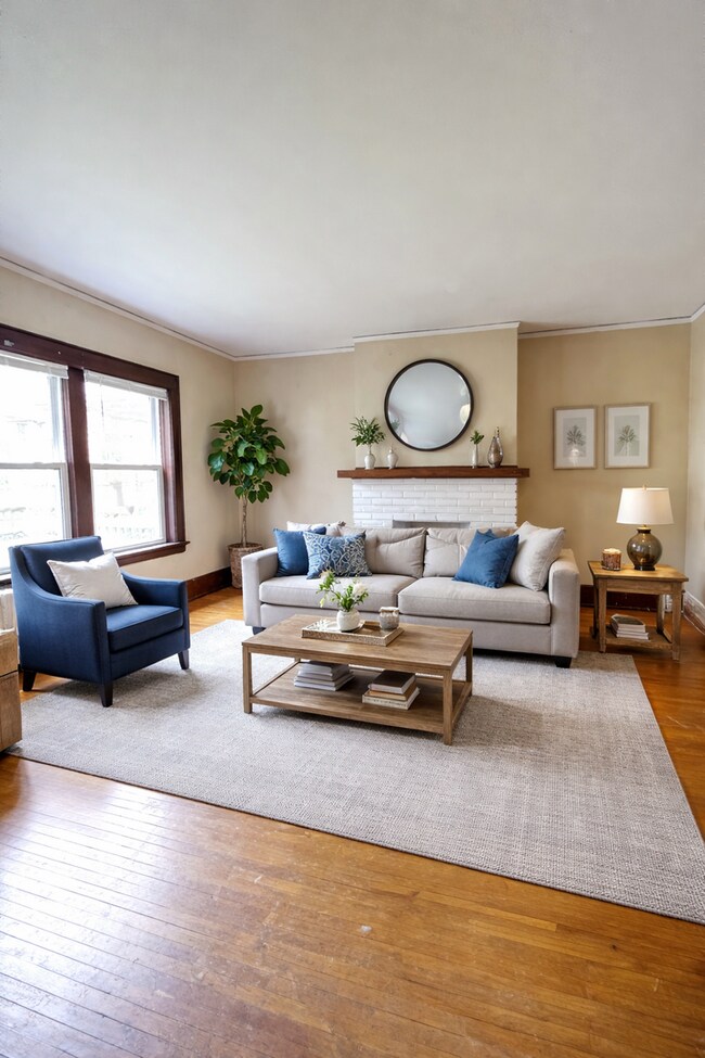 Photo - AVAILABLE JUNE - 4 Bed 1 Bath Townhome