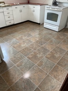 Photo - 1733 Lockbourne Rd