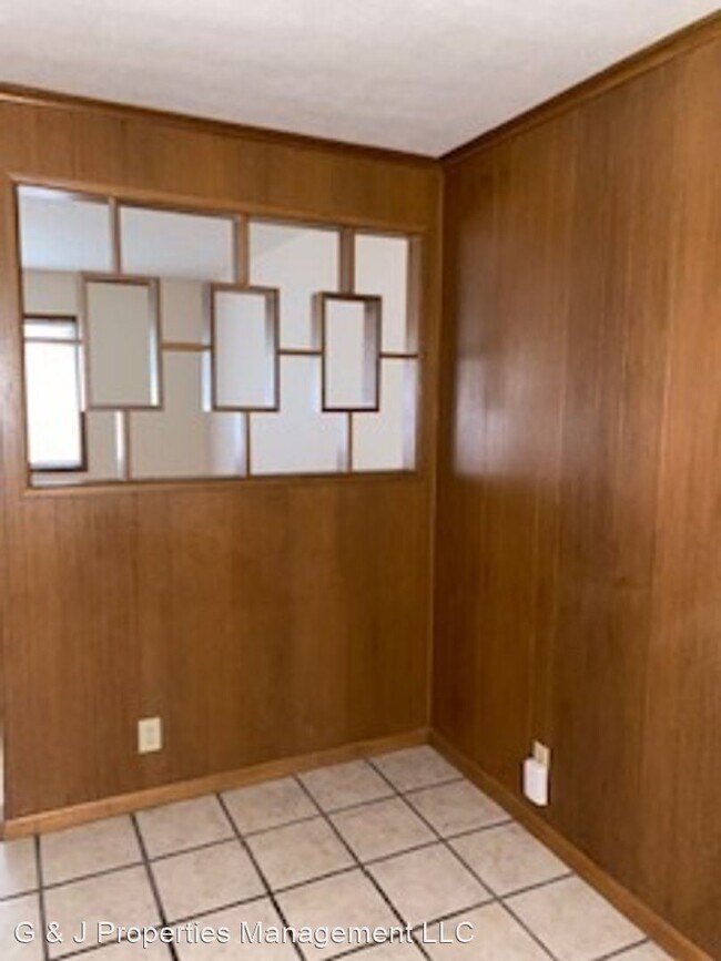 Photo - 2 br, 1 bath House - 810 South Link Avenue