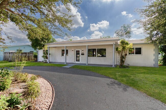 Photo - 4308 Adams St