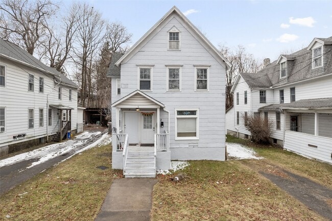 Building Photo - 5 Arthur St Unit 1