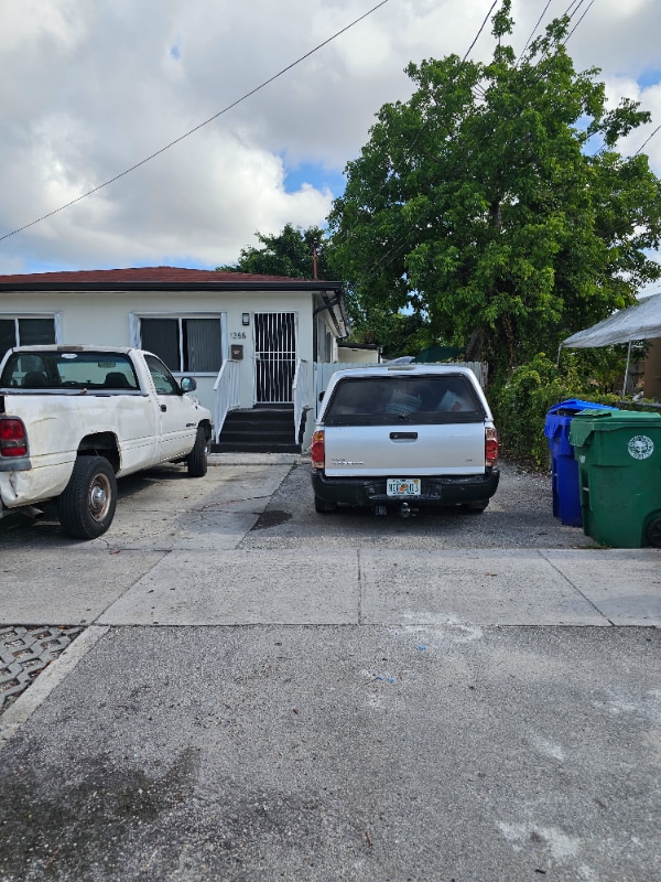 Photo - 1388 NW 28th St