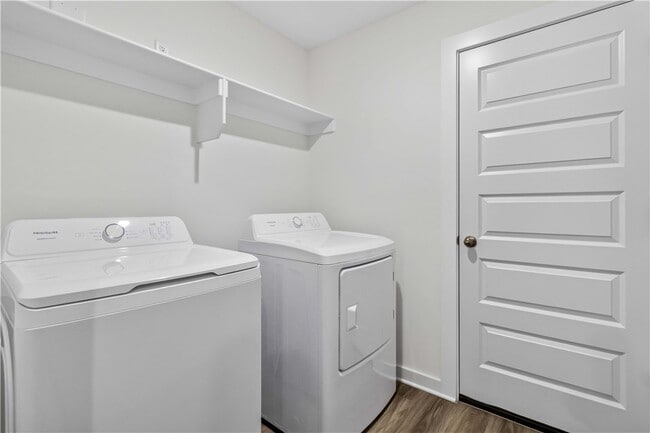 Photo - 4771 W Folsom St