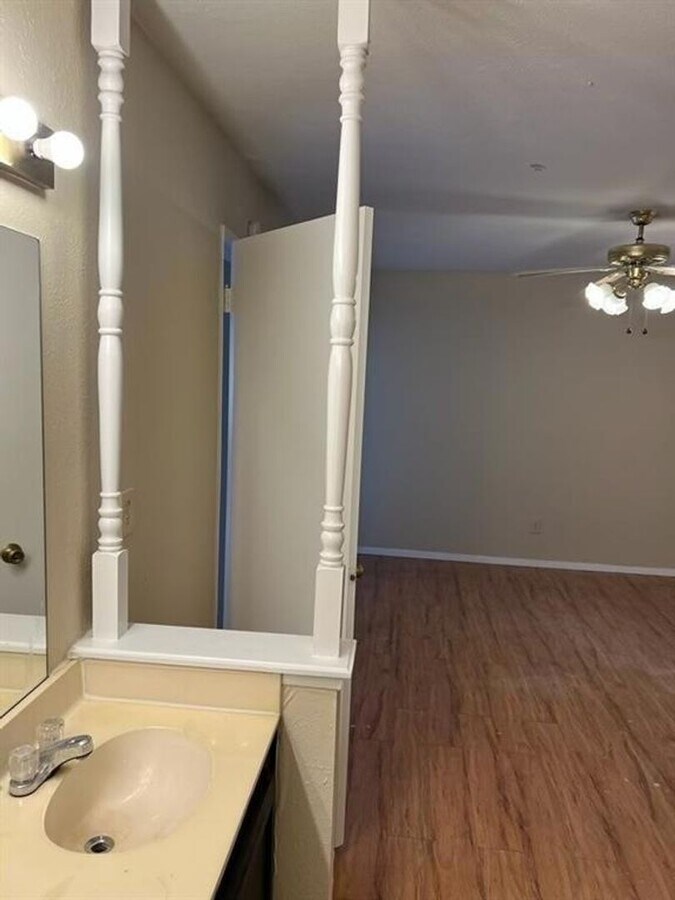 Photo - 4611 Jenkins Cir
