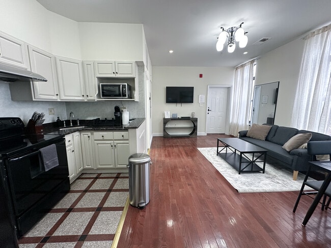 Photo - 207 N 11th St Unit 302