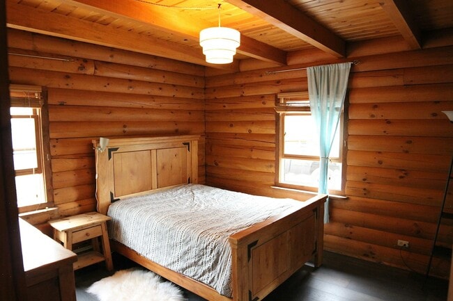 Photo - 4820 Foothills Dr