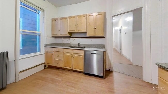 Building Photo - 34 Cherokee St Unit 3