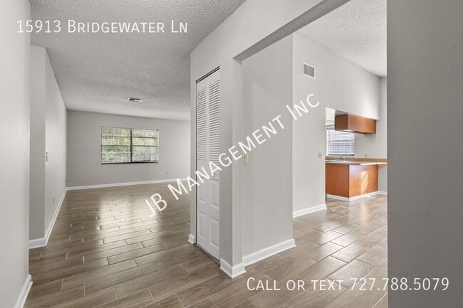 Photo - 15913 Bridgewater Ln