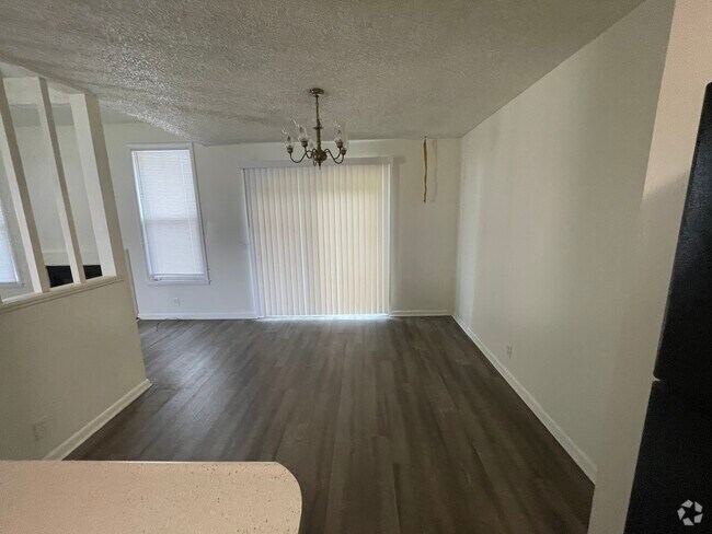 Building Photo - 1424 Bell Trace Dr Rental