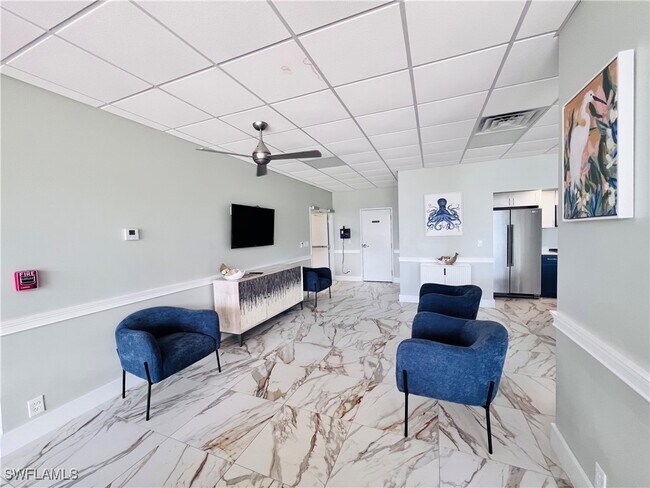 5 Bluebill Ave Unit 303-1