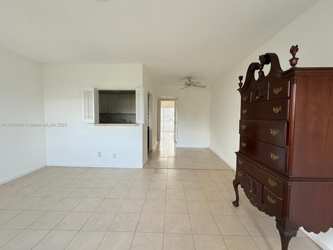 Photo - 79 Easthampton D Unit 79