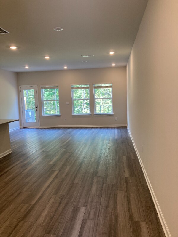 Photo - 354 Timberland Ave