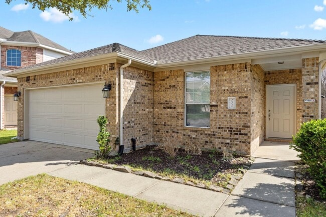 Photo - 20935 Brodie Ln