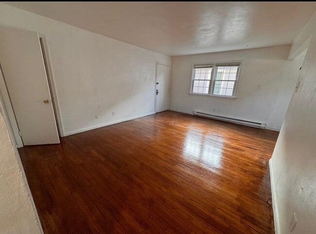 Photo - 1007 W 36th St Unidad 4