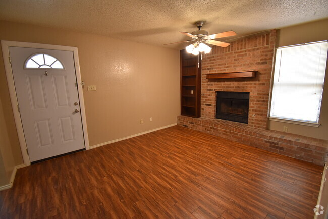 Building Photo - Four Plex Unit 1802 Rental