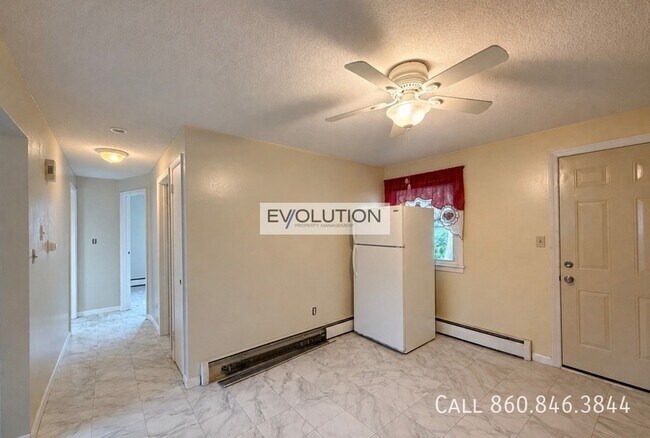 32 Dean Dr Unit 2W