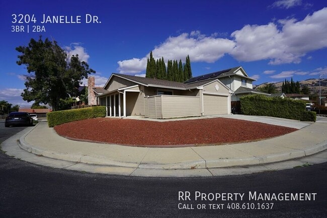Photo - 3204 Janelle Dr