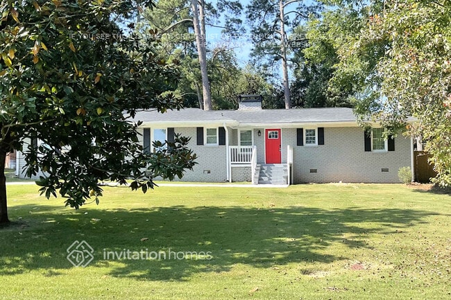 Building Photo - 190 Pineview Dr Rental