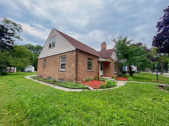Photo - 4924 N 73rd St Unit 4924