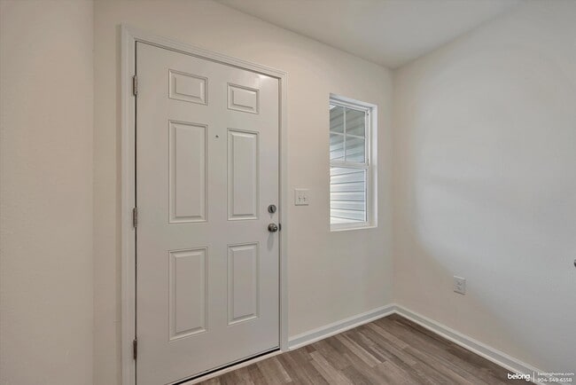 Photo - 45105 Red Brick Dr