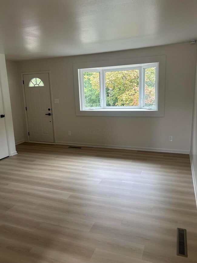 Photo - 4263 Sibley Ave