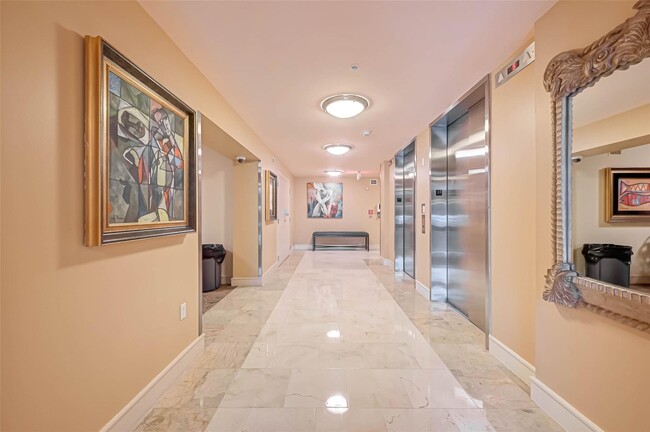 Photo - 1616 Fountain View Dr Unit 407