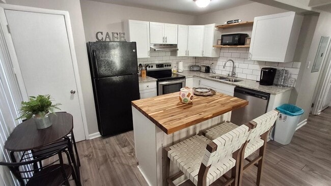 Photo - 2709 Lantern Walk SE Unit B