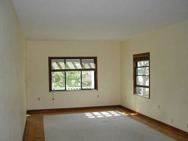 Photo - 1251 33rd St