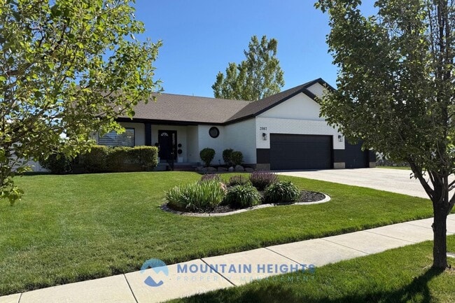 3987 Red Tail Dr