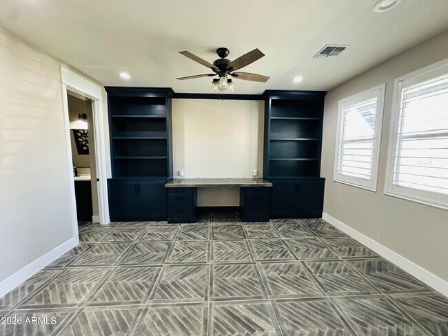 Photo - 22819 E Desert Hills Dr