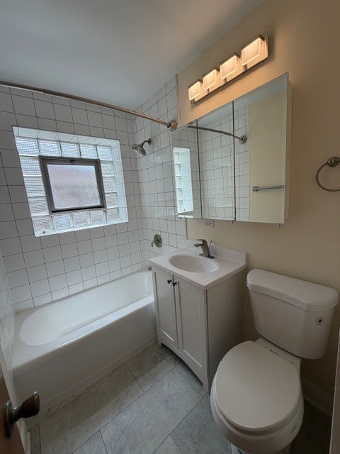 Photo - 822 LaGrange Rd