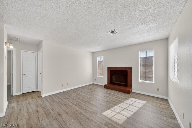 Photo - 2702 Alicialynn Way