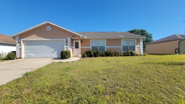 Photo - 1837 Heartwellville St NW
