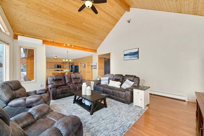 Photo - STR - 44855 Tide Place Unidad Main Home