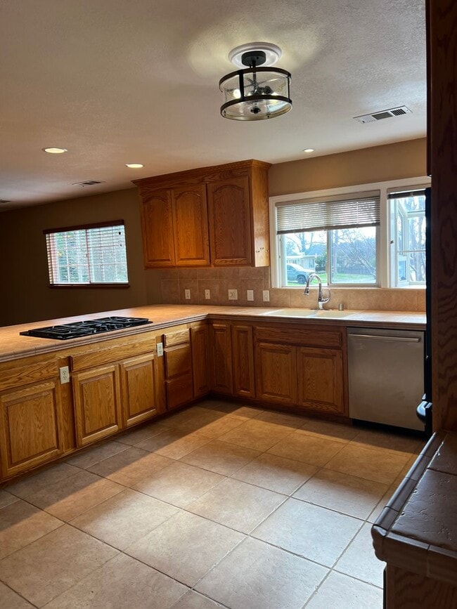 Photo - Welcome to this charming 2-bedroom, 2-bathroom home!