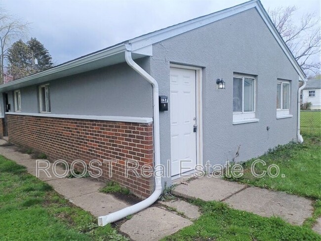 Building Photo - 139 Stevens Ave Rental