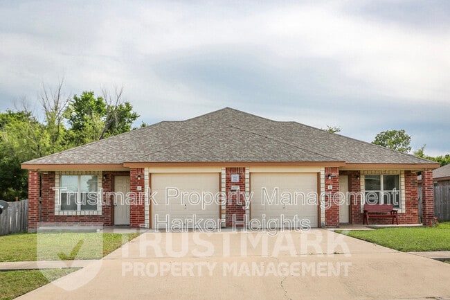 Building Photo - 4202 Elms Run Cir Unit A Rental