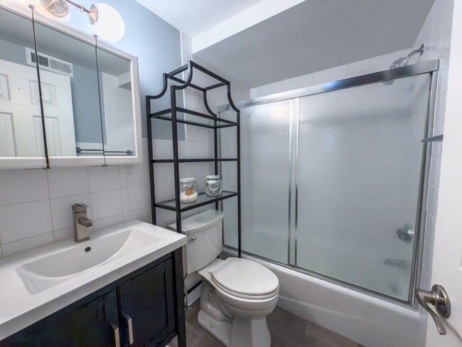 Photo - 440 Prospect St