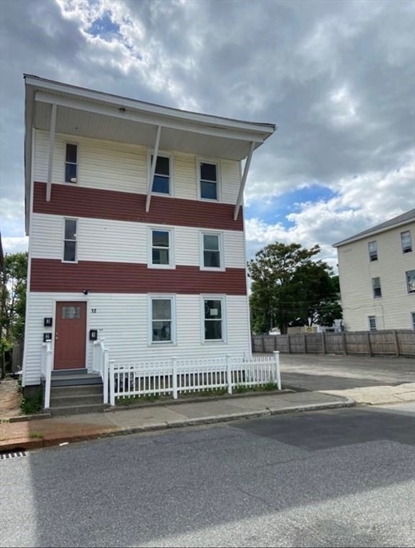 Building Photo - 12 Lyon St Unit 3 Rental