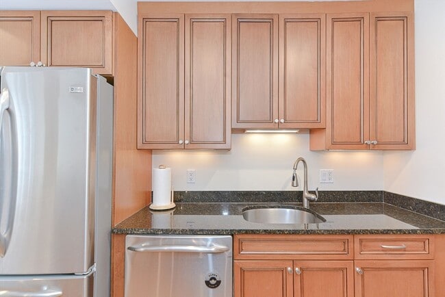 Photo - 20 Chapel St Unit A510