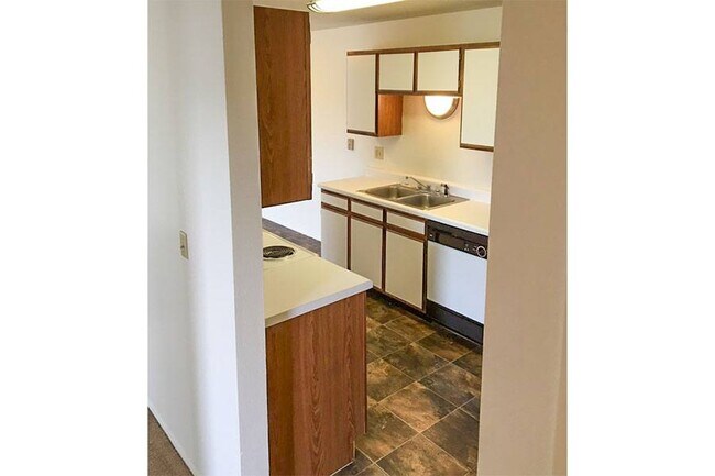 Photo - PARKWAY ESTATES