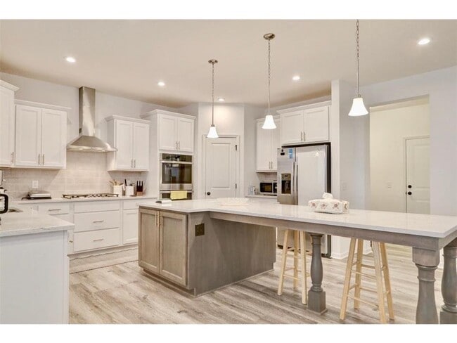 Photo - 171 Maple Terrace