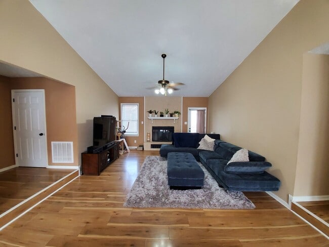 Photo - 6786 Candlewood Dr