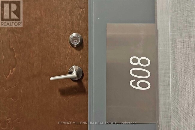 Photo - 2212 Lake Shore Blvd W Unit 608