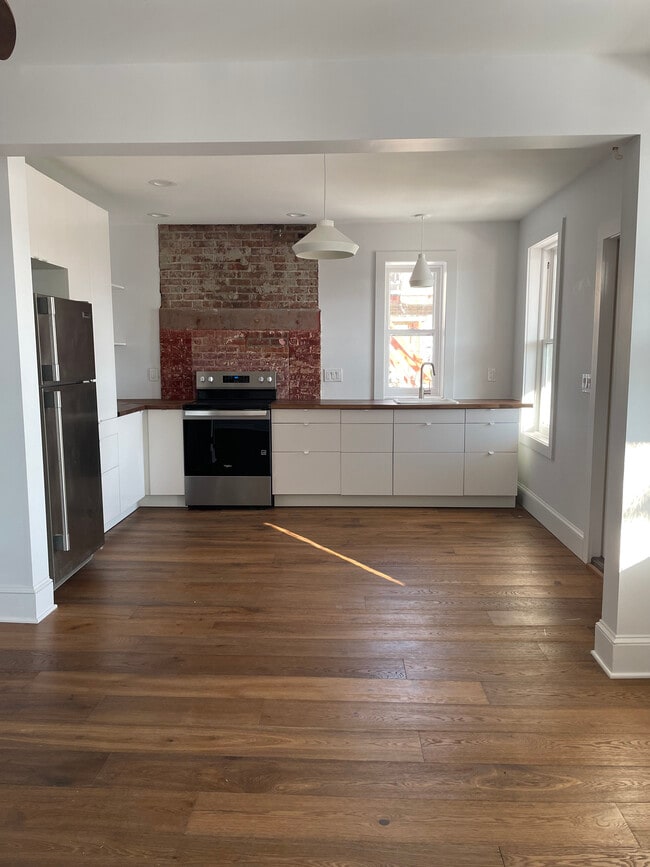 Photo - 508 Liberty St Unit -1