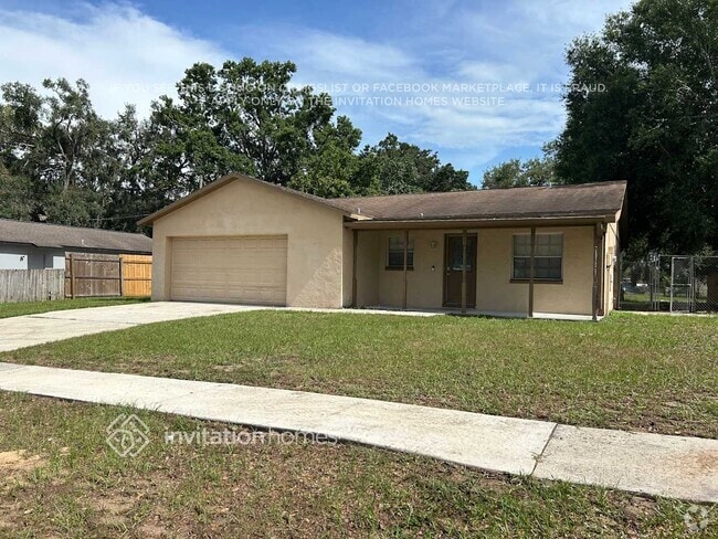Building Photo - 419 Forest Oak Dr Rental
