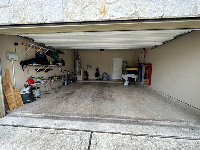 Photo - 9018 Bowring Park