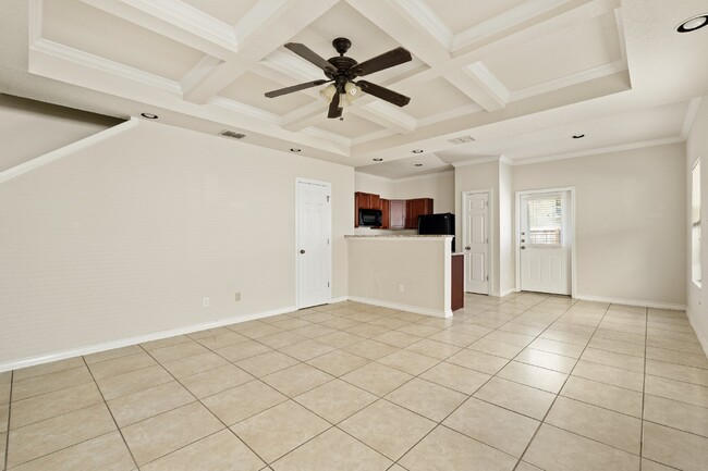4915 Appleseed Ct