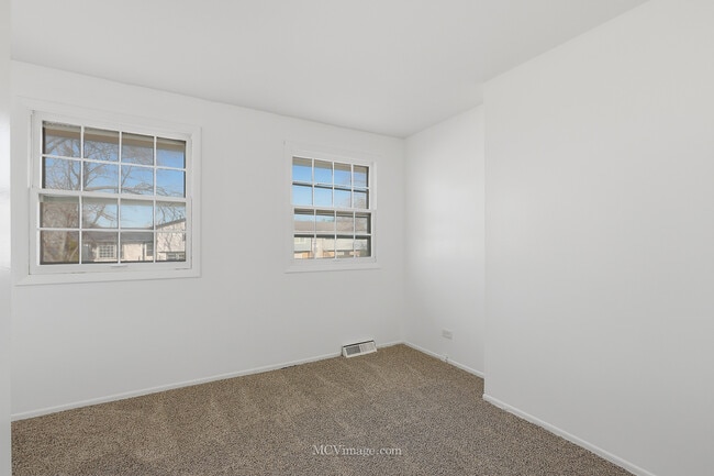 Photo - 3317 Birchwood Dr