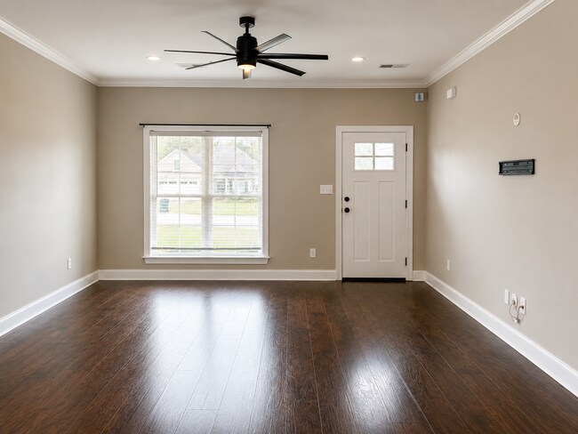294 Buck Run Dr W